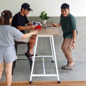 โต๊ะยืนสไตล์มินิมอลสมัยใหม่ 140x60x105 ซม. ขาทรงตัวเอ โต๊ะคอมพิวเตอร์สำหรับบ้าน/สำนักงาน รุ่น HBMN040 - Product Image 5
