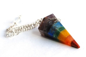WHOLESALE SEVEN CHAKRA CONE PENDULUM HIGH QUALITY 7 CHAKRA STONE CRYSTAL PENDULUM : <b>QUARTZ</b> CRYSTAL CHAKRA PENDULUM FOR HEALING - Product Image 2