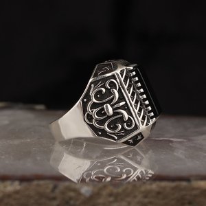 Anillo de Plata de Ley 925 Auténtica Hecho a Mano en Turquía con Piedra de Ónix y Cristal, Estilo Vintage de Lujo - Product Image 2