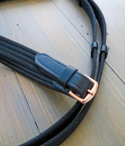 Bride de cheval de couleur bleue réglable en cuir équestre extérieur professionnel de haute qualité avec personnalisation des rênes acceptée - Product Image 6