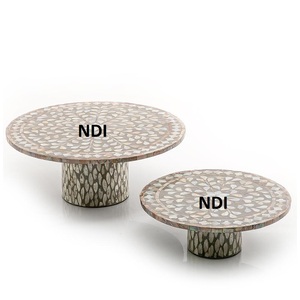 ที่วางคัพเค้กทำจากไม้ดีไซน์แบบฝังกระดูกสำหรับงานปาร์ตี้ - Product Image 1