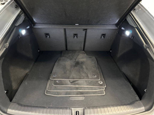 SUV électrique compact haut de gamme 2024, coupé, longue autonomie, avec éclairage LED et intérieur luxueux, sans accident - Product Image 6