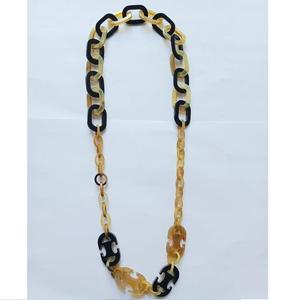 Colliers en corne de boeuf de buffle naturelle fabriqués à la main Bijoux de déclaration de style tribal vintage respectueux de l'environnement pour hommes femmes pour anniversaire - Product Image 1