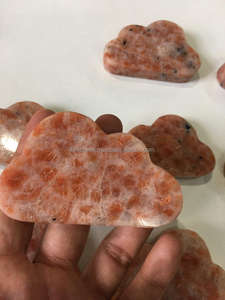 Superventas al por mayor Feng Shui piedra solar Natural tallada en forma de nube para decoración del hogar Reiki recuerdo curativo Feng Shui - Product Image 2