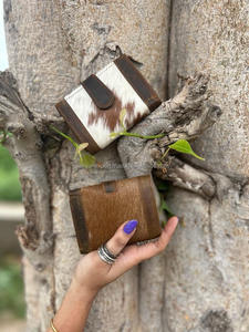 Nouveaux vrais cheveux sur la pochette en cuir de vachette Nouveau Design élégant Multi utilise Offre Spéciale occidentale véritable peau de vache petits portefeuilles pour les femmes - Product Image 4