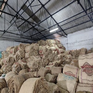 Grands sacs de Jute agricoles d'occasion à vendre - Product Image 1