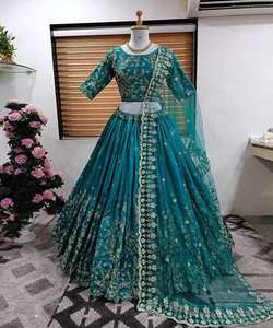 Fantaisie georgette séquence travail lehenga choli avec dupatta vêtements de fête prix de gros vêtement ethnique surat fabrication apparelgarment - Product Image 5