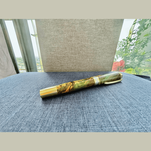 Pluma estilográfica de madera estabilizada exótica hecha a mano de lujo, Punta dorada para escribir y financiar con caja de regalo para coleccionistas - Product Image 3
