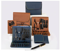 Ensemble de 16 pièces de coupe-ongles en acier inoxydable, ensemble de coupe-ongles avec sac pliant, kit de coupe-ongles de manucure, ciseaux, outils de maquillage et de beauté