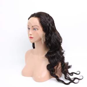 Vente en gros Extensions de cheveux vierges de 28 pouces Perruque noire 1B à lacets complets de haute qualité avec pointe bouclée Extensions de cheveux - Product Image 5