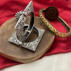 Exclusive Oxidized <b>Silver</b> Square <b>Bangles</b> Set Design for <b>Women</b> for Wedding Party Ethnic Traditional and Reception Collection - Product Image 1