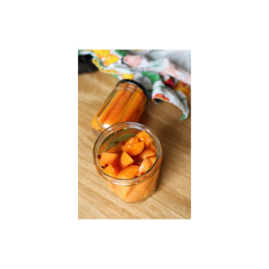 Dulces y picantes zanahorias en escabeche con miel y miel con copos de chile rojo deliciosos encurtidos - Product Image 2