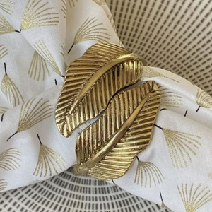 Rond de serviette en forme de feuille d'or Anneaux de serviette tendance pour la décoration Style moderne Anneaux de tissu écologiques Look de forme simple - Product Image 4