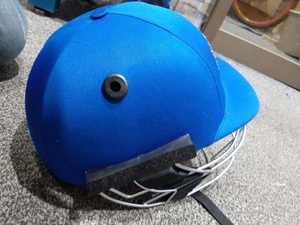 Casque de frappeur de cricket sur mesure à double coque |   Grill en titane pour hommes et jeunes | - Product Image 6