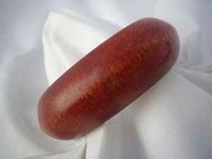 Brazalete de Moda de Lujo para Mujer y Color Marrón Natural de Alta Calidad - Product Image 6