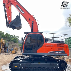 รถขุด Doosan DX300 มือสอง ขนาด 30 ตัน บุ้งกี๋ 1.55 ลบ.ม. แบรนด์เกาหลีแท้ รถขุดตีนตะขาบขนาดใหญ่สำหรับงานก่อสร้าง ชั่วโมงการใช้งานต่ำ ได้รับการรับรองมาตรฐาน CE - Product Image 3