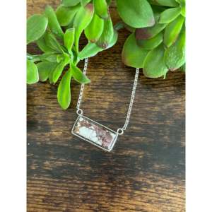 สร้อยคอหินม้าป่าและเงินสเตอร์ลิงจากเซาท์เวสต์เมด - Product Image 3