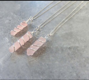 Beau 20mm Environ Rose Quartz Flèche Forme Collier En Laiton Argent Plaqué Bijoux Galvanisé Bijoux pour Elle - Product Image 3