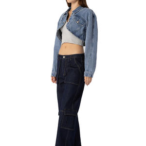 Chaqueta universitaria corta para mujer hecha de Material de lana personalizado transpirable 100% chaqueta universitaria corta con diseño de cierre personalizado 2025 - Product Image 5