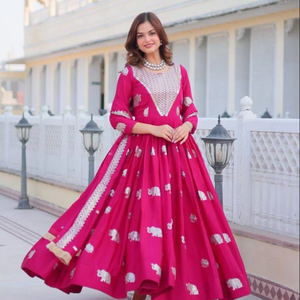 Robe rouge Anarkali ensemble dupatta pour femmes et filles mariage indien pakistanais longue robe de soirée robe de mariage indienne rouge - Product Image 1