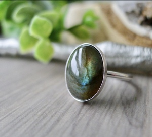 Classic Blue Fire <b>Labradorite</b> 925 Sterling Silver Handmade Bezel Setting Engagement Anniversary Wedding Party Gift <b>Ring</b> Oval Cut - Product Image 3