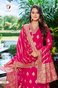 Designer Dola Soie Avec Jacquard Et Travail À La Main Pantalon Kurti Et Dupatta Fabricant Et Fournisseur De Surat À Bon Marché - Product Image 2