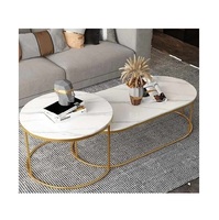 Table basse en laiton poli avec finition en verre Table centrale dorée élégante pour les espaces de maison élégants et les intérieurs modernes