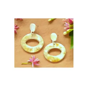 High quality horn earing Girl & women Jewelry for customized size cheap price with handmade Accessories