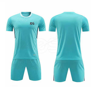 Uniforme de Fútbol de Alta Calidad, Color Personalizado, Venta Caliente, 100% Poliéster, Ligero, Transpirable, de Secado Rápido - Product Image 1