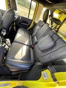 Wrangler Rubicon X 4xe 2024, Híbrido Enchufable de 375 HP, 4x4, Acabado Transparente de Alta Velocidad, Sin Modificar - Product Image 5