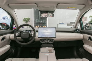 รถยนต์ไฟฟ้า GAC Aion UT 2025 หลังคาพาโนรามิก แบบแฮทช์แบ็ค ระยะทางวิ่ง 600-700 กม. ชาร์จเร็ว ขนาดกะทัดรัด ขับขี่สะดวก ผลิตในสหรัฐอเมริกา - Product Image 4