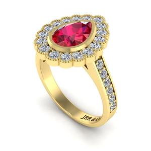 Trendy Pear Cut Ruby Diamond Yellow Gold Plated 925 Silver Halo Gemstone Anillo de compromiso para mujer Moda de lujo - Product Image 3