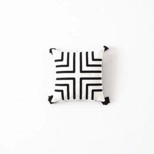 Black and <b>White</b> Patterned Punch Embroidery Tassel Cushion Cover 43x43cm Modern Boho Decorative <b>Throw</b> Pillow Case for Home Decor - Product Image 3