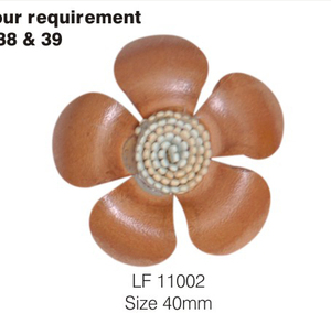 Flor de cuero marrón hecha a mano de calidad superior para joyería artesanal DIY precio al por mayor para otros accesorios - Product Image 5