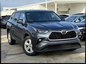 SUV AWD de 4 puertas, usado en buen estado - Product Image 1