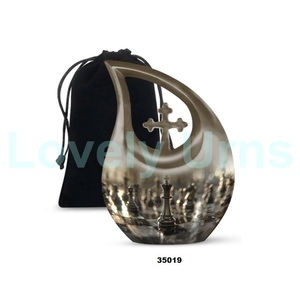 Urna para adultos de cremación de ajedrez con gota de lágrima marrón para cenizas humanas, urna conmemorativa de cruz grande decorativa con bolsa de terciopelo gratis - Product Image 5