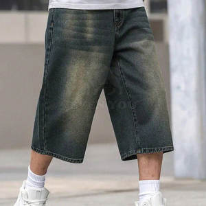 Shorts amples et surdimensionnés en tissu doux de qualité supérieure, coupe décontractée moderne, idéal pour les sorties du week-end et les voyages - Product Image 5