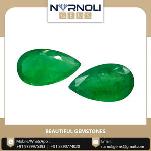 Impresionante par de piedras preciosas facetadas de pera esmeralda de gran venta para creaciones de joyería elegantes a precio de descuento - Product Image 2