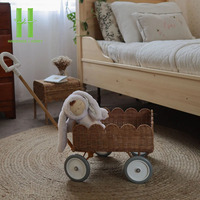 BEST-SELLER Chariot à poupées moderne en rotin tressé festonné pour enfants, écologique, pour extérieur, école, salon, logo personnalisé, Vietnam
