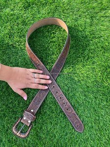 Cinturones florales pintados a mano y mecanizados a mano, cinturones unisex de cuero auténtico hechos a mano, novedad - Product Image 5