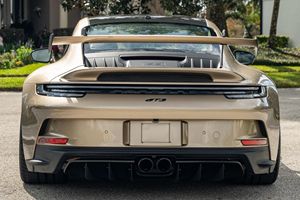 2023 911 GT3 ~1,700 Millas, Motor de 6 Cilindros en Línea de 502 hp, Color Dorado Bronce Metálico PTS - Product Image 4