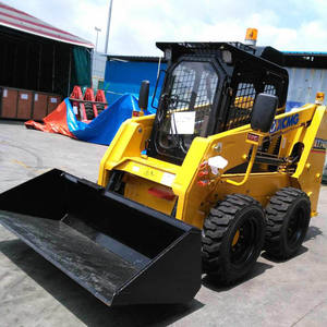 90% nouvelles machines de construction de chargeuse-pelleteuse XT740 d'occasion avec moteur 720-750 kg charge nominale 35.7-40 kW puissance - Product Image 1