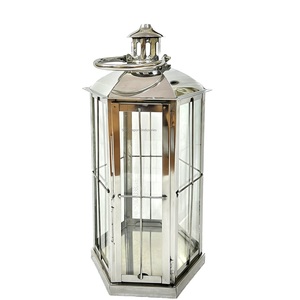 Linterna de acero inoxidable de diseño elegante con acabado plateado de vidrio biselado para linterna de decoración interior y exterior - Product Image 5