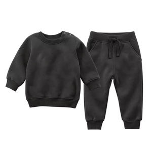 Ensembles de survêtement pour enfants en polyester de haute qualité ensembles de vêtements pour garçons en gros vêtements décontractés pour enfants survêtement enfant personnalisé - Product Image 2