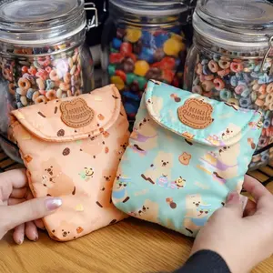 KiKi QUOKKA pochette de rangement compacte Hapi Sweet Treat édition florale sac organisateur avec fermeture de couverture en nylon durable - Product Image 4