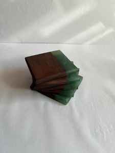 Posavasos con incrustaciones de resina bellamente hecho más exigente Posavasos de madera y resina epoxi Posavasos de té para la región del Golfo - Product Image 4