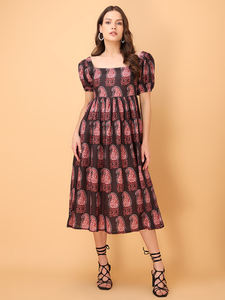 Robe décontractée à manches courtes et col carré pour femmes - Product Image 5