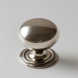 NestHold Ring Royal Arc Pomo de puerta redondo de níquel pulido Estética moderna elegante con detalles lujosos para interiores de primera calidad - Product Image 2