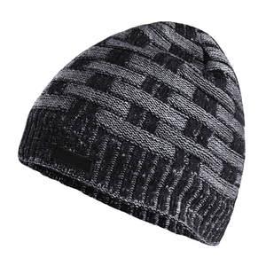 ODM Gorro de jacquard tejido de lana de invierno con diseño de moda más popular para hombres a precios razonables Gorros - Product Image 6