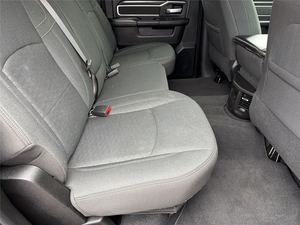 Listo para Enviar: RAM 2500 Big Horn Crew Cab 4WD 2025, Camioneta de Servicio Pesado Usada, Opción Limpia, 3 Años de Garantía - Product Image 5